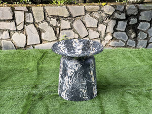 Table basse moderne pour salon, base en marbre tempête, table basse sculptée, finition en pierre, design déco pour application en villa - Product Image 1