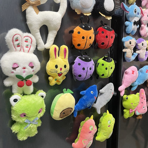 44 styles d'aimants de réfrigérateur en peluche personnalisables en vrac, aimants de réfrigérateur mignons de personnages de dessins animés pour la décoration de la maison <span class=keywords><strong>et</strong></span> de la cuisine - Product Image 2