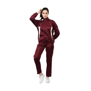 Vente de gros Vêtements décontractés de haute qualité Survêtement confortable pour les femmes Survêtement logo personnalisé pour les femmes - Product Image 1