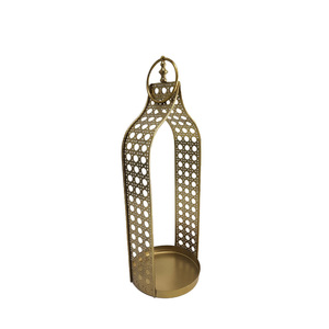 Soporte de pilar de vela de Metal de diseño elegante acabado de latón para el hogar boda Navidad decoración de iluminación de mesa - Product Image 1