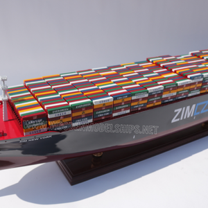 Gia Nhien Fabricant Approuvé Conception Personnalisée quantité minimale de commande Basse Navires Commerciaux Zim New York MODÈLE DE BATEAU EN BOIS _ ARTISANAT EN BOIS - Product Image 1