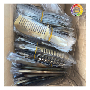 Natural Horn <b>Comb</b> Handmade from Buffalo Horn, Anti-Static Hair <b>Comb</b> for Women, Handmade <b>Wide</b>-Tooth Natural Buffalo Horn <b>Comb</b> - Product Image 6