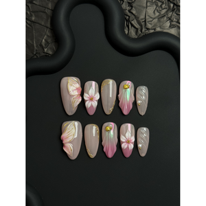Uñas Postizas Aurora Bloom con Diseño Floral Elegante para Decoración de Uñas - Product Image 3