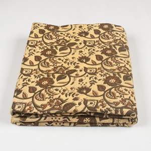 Dernière collection de chemises légères en coton biologique, imprimées à la main avec des motifs floraux, tendance et élégantes, pour la décoration intérieure indienne - Product Image 1