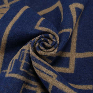 Écharpe d'hiver unisexe pour fans de football, tricotée en acrylique, confortable et sportive, la plus vendue, meilleur prix, vente en gros - Product Image 4