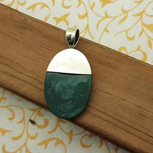 Colgante Ovalado de Malaquita Verde 100% Natural, Plata de Ley 925, Joyería Fina Hecha a Mano con Piedras Preciosas y Dijes, Joyería al por Mayor - Product Image 5
