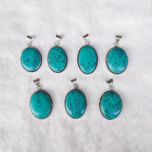 Top Turquoise Gemstone Cabochon Naturel Lâche Gemstone Lunette Pyramide Pendentif Argent Plaqué Vintage Christian Mode En Gros - Product Image 4