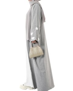 Hiyab Liso de Color Sólido para Mujeres Musulmanas, Diseño Hecho en Pakistán, Abaya para Mujer de la Mejor Calidad, Abaya para Mujer al por Mayor Personalizada - Product Image 2