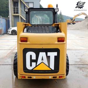 Chargeuse sur pneus Caterpillar 216B3 d'occasion, 2 tonnes, godet de 0,63 m³, marque japonaise d'origine, mini-chargeuse de construction, faible nombre d'heures, certifiée CE - Product Image 6