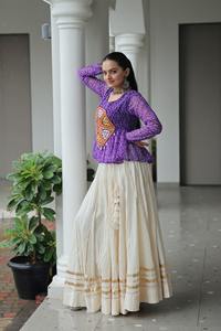 Navratri Festival Wear Kora algodón con Gamthi Patchwork Lehenga Choli fabricante de Surat a precio mayorista - Product Image 6