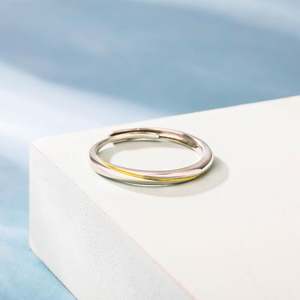 Bague pour femme Jeulia Every Side of Love Mobius en argent sterling bicolore réglable - Product Image 4