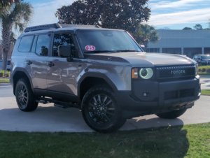 Toyota Land Cruiser 1958 Usado en Buen Estado, Año 2025 - Product Image 2