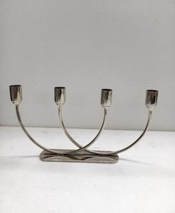 Candelabro de serpiente de metal de alta calidad con acabado Premium Decoración navideña para el hogar Candelabros y tarros de madera - Product Image 5