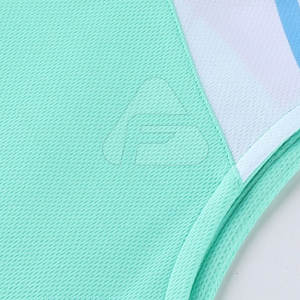 Venta al por mayor de uniformes de baloncesto cómodos con logotipo personalizado transpirable 100% poliéster sublimación conjunto estilo opción barata - Product Image 4