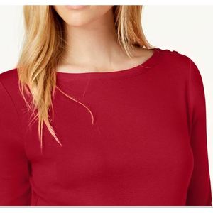 Top Casual da Donna Charter Club con Scollo a Barca e Bottoni sulle Spalle in Raso Lavorato a Maglia di Cotone Pima con Logo Ricamato Rosso Taglie S e XL - Product Image 2
