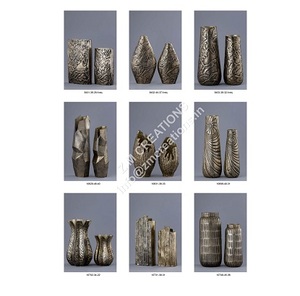 Vase en métal Texture Vintage Premium pour les banquets de festivals Pot d'affichage de fleurs de mariage Antique Banquets de festival personnalisés - Product Image 6