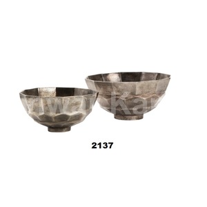 Modern Stocked <b>Silver</b> Aluminum Lark Bowls Set for Hotels & Restaurants Parties - Product Image 1