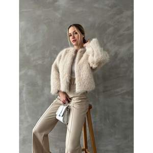 เสื้อโค้ทขนสัตว์เทียมสำหรับผู้หญิง Topshow ขายส่ง - Product Image 4