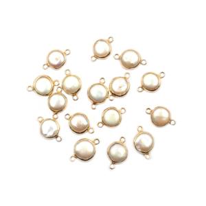 Perla de agua dulce Forma redonda 925 Starling Silver Bisel Conector chapado en oro Fabricación de joyas hechas a mano - Product Image 1