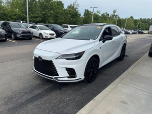 Vehículo SUV RX 500h F-SPORT 2023 Usado en Venta - Product Image 1