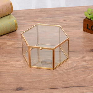 Boîte à bijoux en verre de luxe présentoir à bijoux hexagonal doré présentoir à bijoux présentoir à bracelets présentoir à bagues - Product Image 2