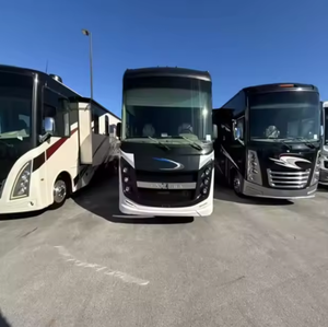 Autocaravana Coach V-i-s-i-o-n 31V 2019 2020, Remolque de Viaje Ajustable para 4-6 Personas, Una Habitación, Refrigerador, Cocina - Product Image 1