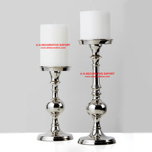 Petit bougeoir en métal à forte demande avec pilier de bougeoir en aluminium décoratif de jardin et de balcon plaqué de cuivre - Product Image 5