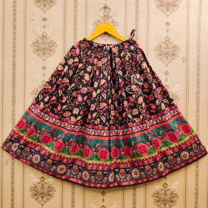 Conjunto de Lehenga Choli para Niñas al por Mayor de Shoryam Fashion con Blusa de Lehenga de Poliéster Estampado Jaipuri |   Ropa de Fiesta para Bodas de Diwali - Product Image 4