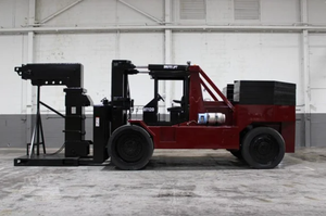 Offre exclusive aux enchères pour chariots élévateurs BT120 de 2011, capacité de levage de 120 000 lb - Product Image 3