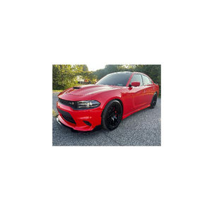 Dodge Challenger SRT con control de lanzamiento, suspensión de alto rendimiento y características de pista lista. - Product Image 6