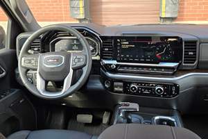 GMC Sierra 1500 Elevation Crew Cab 4x4 d'occasion 2025 - Product Image 4