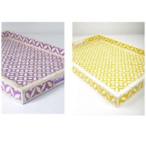 Bandeja de servicio de diseño de planta con incrustaciones de resina decorativa para exhibición de alimentos y organización de mesa moderna para el hogar de la India - Product Image 1