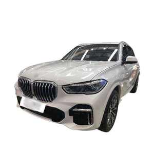 Véhicule d'occasion 2024 – Break de luxe intermédiaire, essence, automatique, transmission intégrale, édition premium, sièges en cuir, toit ouvrant panoramique - Product Image 4