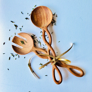 Ensemble de 2 cuillères à salade en bois fabriquées à la main, ustensile naturel poli miroir pour des repas sains pour les fêtes - Product Image 3
