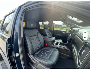 Chevrolet Silverado 1500 Limited Crew Cab RST Black Widow 4X4 2022, Usada, Volante a la Izquierda/Derecha - Product Image 4