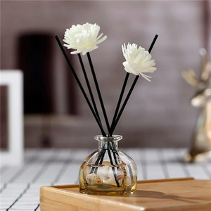เครื่องกระจายกลิ่นหอมพร้อมก้านดอกไม้ - คละสี - Product Image 5