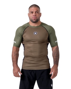 2024 hommes personnalisé BJJ Rash Guard pas de Compression à manches courtes Fit 80% Polyester 20% Spandex pour MMA du Pakistan - Product Image 1