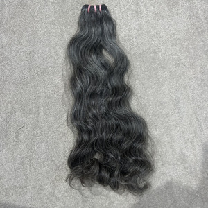 ช่อผมมนุษย์แบบสองชั้นสีเทาธรรมชาติเนื้อหยักสำหรับต่อผมมนุษย์แบบมีหนังกำพร้าแบบเรมี่แท้ - Product Image 4