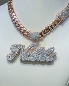 Colgante Personalizado de Plata de Ley 925 con Nombre y Diamante Moissanite VVS, Colgante Hip Hop Personalizado, Regalo para Hombres y Mujeres, para Usar en Fiestas - Product Image 1