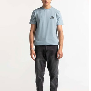 T-shirt de qualité supérieure pour hommes T-shirt léger T-shirt de couleur personnalisée Vêtements décontractés - Product Image 2