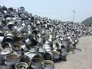 Déchets d'aluminium UBC en vrac de haute qualité, canettes propres, contenants de boissons, 99,99 % pur, qualité supérieure pour le recyclage industriel des alliages. - Product Image 4
