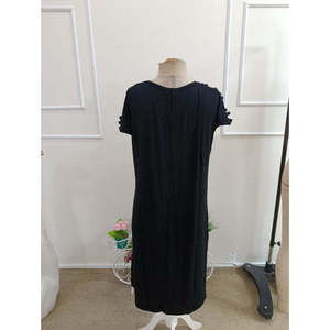 Robe en viscose à manches courtes avec détails latéraux, 37829 - Noir - Product Image 6