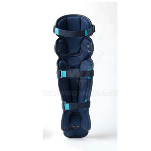 Protector de Pierna Ligero para Béisbol con Correas Ajustables, Carcasa Resistente, Ajuste Cómodo para Prácticas de Bateo, Entrenamiento y Juegos - Product Image 3