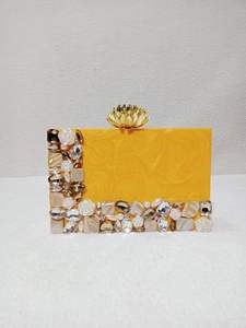 Dernière conception de sac à main en résine avec pochette tactile en marbre Sac à main pour fêtes de mariage et événements Meilleure qualité de pochette au prix d'usine - Product Image 3