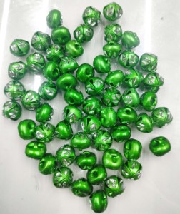 Clochettes en fer vertes de 12 mm, sculpture moderne avec motif de feuille découpée, pour la décoration chinoise et de Noël, technique peinte - Product Image 5