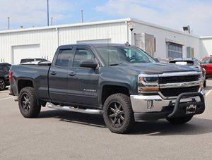 Chevrolet Silverado 1500 LT 2017 Usada en Buen Estado - Product Image 2