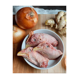 Cabezas de pollo congeladas Exportadores Empaquetado a granel disponible - Product Image 1