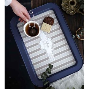 Kontensan Elegance 310x430mm Bandeja decorativa rectangular de metal grande Modelo EE1695B - Product Image 1