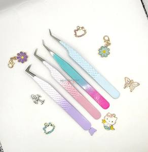 Pince à épiler fine et durable en acier inoxydable à 90 degrés, avec logo personnalisé MUCHBETTER SURGICAL, motif chat, fruit, fleur, fibre - Product Image 2