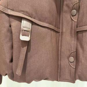 Veste bouffante d'hiver de couleur personnalisée marron pour femmes grande taille à capuche coque en Nylon imperméable respirant matelassé pour l'extérieur - Product Image 4
